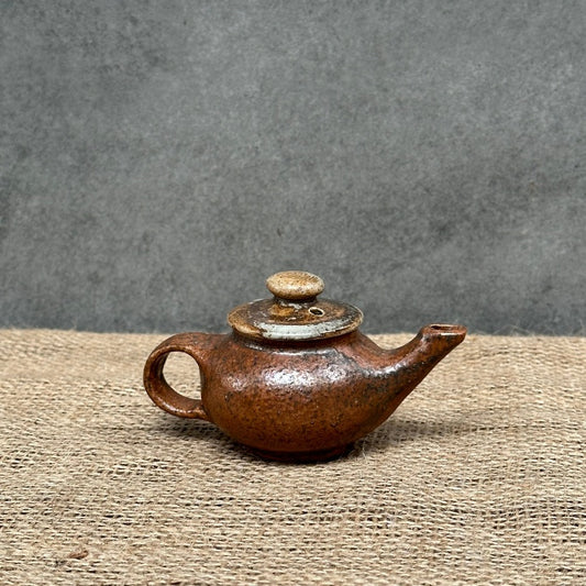 Tiny teapot - Deep Brown