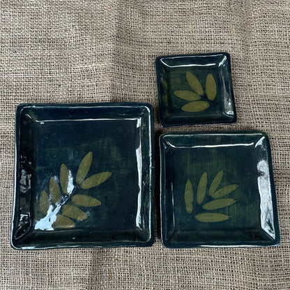 The Fern Square Plate Set