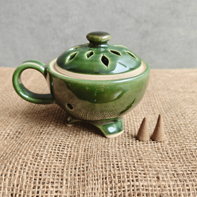 Dhoop Kettle - Forest Green