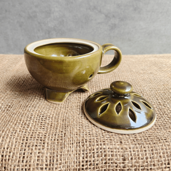 Dhoop Kettle - Olive